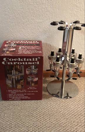 Cocktail Liquor Dispenser Carousel 1