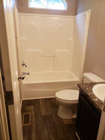 $1,249 / 2br - Home Run Deal: 2 Months Free + Prorated Rent! (Oakwood Forest)64027442085891124