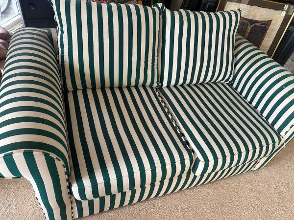 Small couch 1