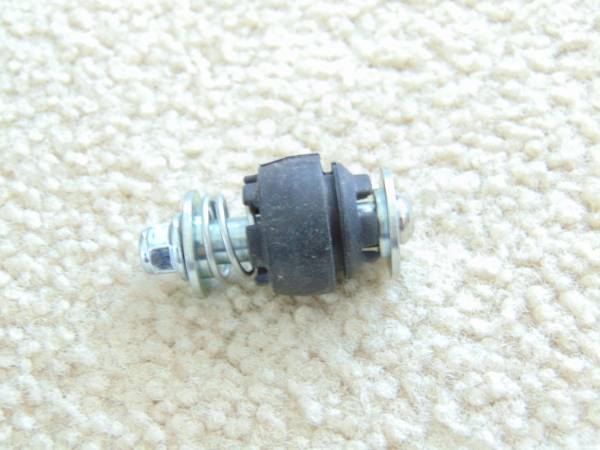 Isolator mounts for air-ride compressors 1