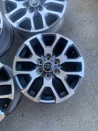 20” Toyota 4-Runner Wheels - $350 (Spanaway)63444075223937122