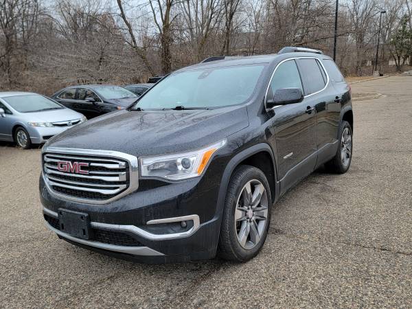 2017 GMC ACADIA SLT-2 AWD  ******** clean carfax **** - $14,495 (maplewood)63470776169217121