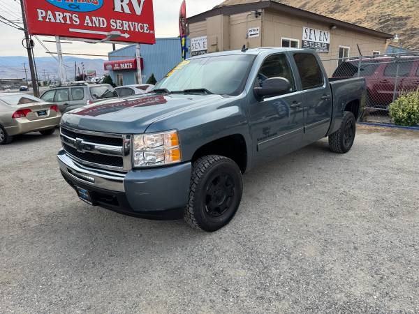 2010 Chevrolet Silverado LT LOW MILES !! - $13,999 (Wenatchee Wa)63442575460353122