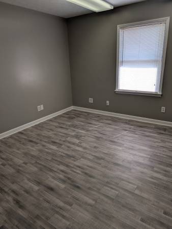 $725 / 675ft2 - Commercial Office Space For Rent (Frankfort)64022450780289124
