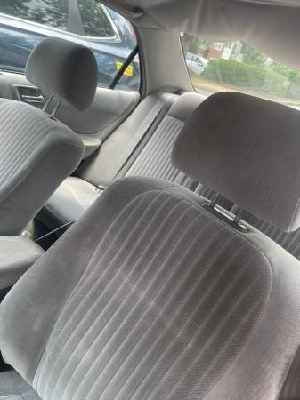 1998 Honda Accord LX (Título limpio) - $1,750 (Atlanta)63620621013889122