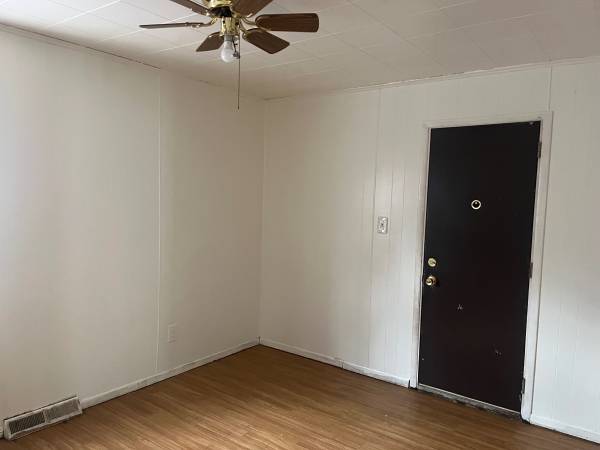 $1,100 / 3br - 1036ft2 - 3 bedroom house for rent (Detroit)63937877859458120