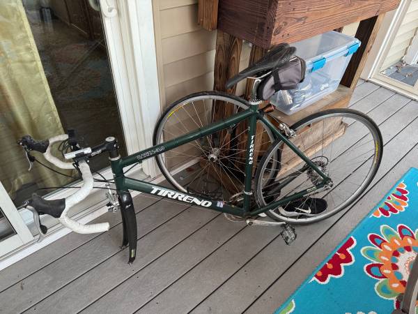 Road Bike for Sale...Price Negotiable 1