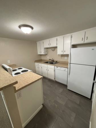 $995.00 / 2br - 728ft2 - 2 Bed, 1 Bath Condo63829581719683122