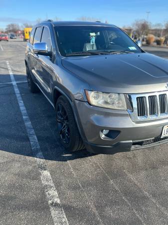 2012 Jeep Grand Cherokee Limited - $5,000 (Brooklyn)63615039204865122