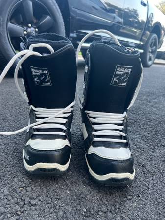 Snowboard boots - $50 (Toms River)63440187293313120