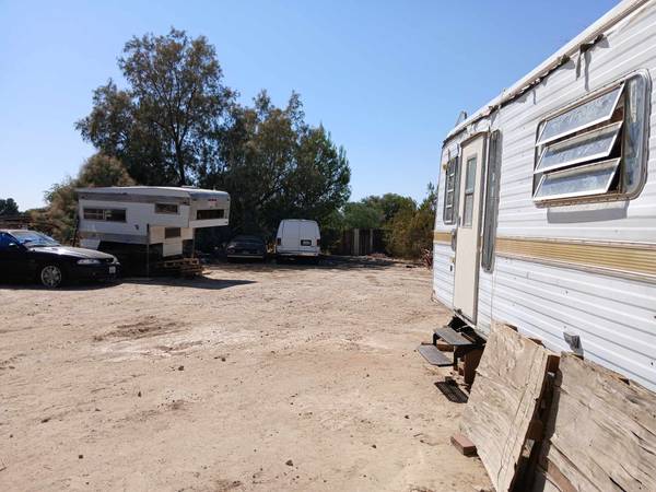 $42 Parking and storage for cars, RVs, boats, etc. (Lake Los Angeles)63700939457923121