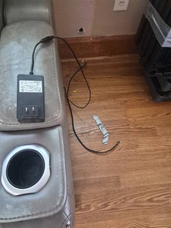 Green Electric recliner 1