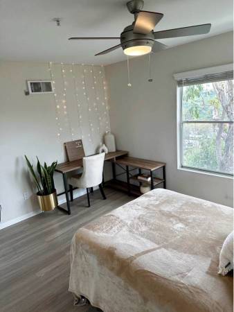 $740 Peaceful home with private bedroom today (San Diego)63663704939011121
