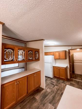 $95,000 / 3br - 924ft2 - NEWLY REMODELED - 3 Bedroom Home - RVP #67 (Saint Cloud)63988650420610121