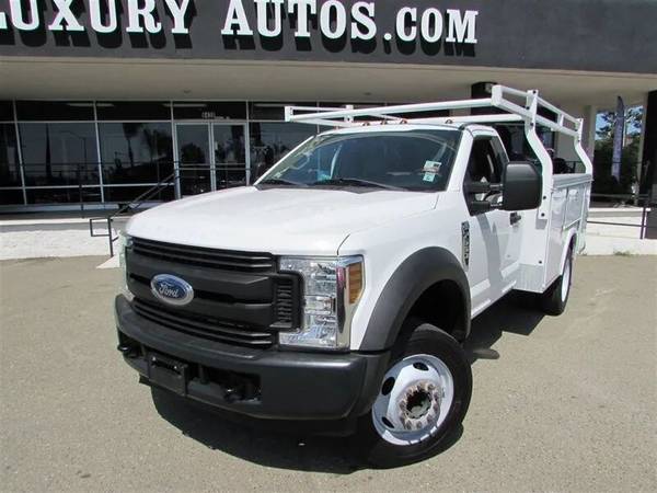 2018 Ford F550 Super Duty Regular Cab & Chassis - BAY LUXURY AUTOS - $34995.0063470894955011123