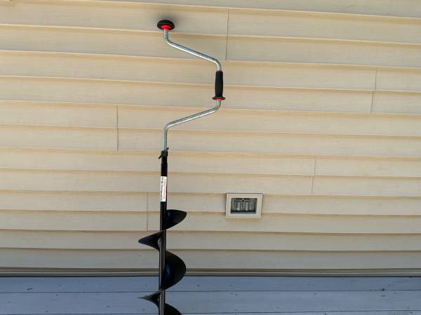 Ice auger strikemaster 1