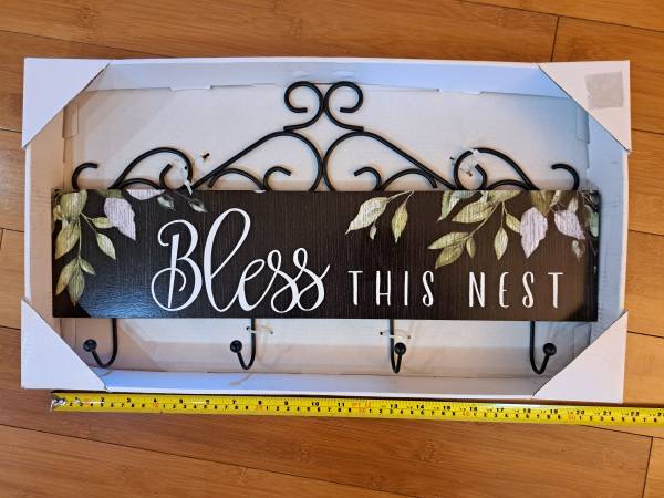 Bless This Nest Wall Plaque with Hooks 1