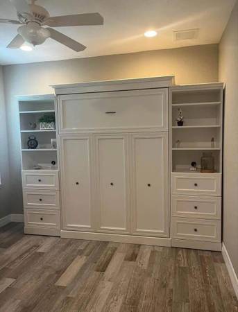 Queen size murphy bed with Shelves 1