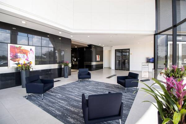 $550 Turn Over a New Leaf – Your Office Upgrade Starts Here! (Willowbrook)63906679763075121