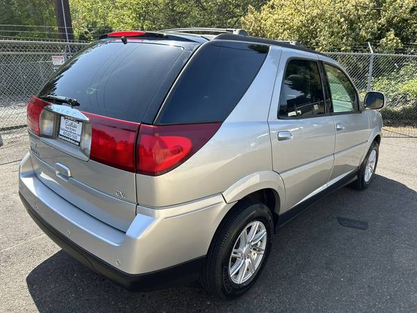 2006 Buick Rendezvous CXL 4WD --Leather, 3rd Row, Local Trade, Clean-- - $5,995 (kirkland)63613978382081124