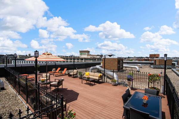 $1,926 / 350ft2 - Studio, Gas Range, In Washington (1301 15th Street Northwest, Washington, DC)64040028664321121