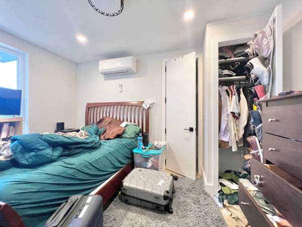 $1,500 / 4br - 🏡 Bushwick Roomshare | 4 Bed 4 Bath ✨ Spacious + Modern Living (Brooklyn)63816625613825124