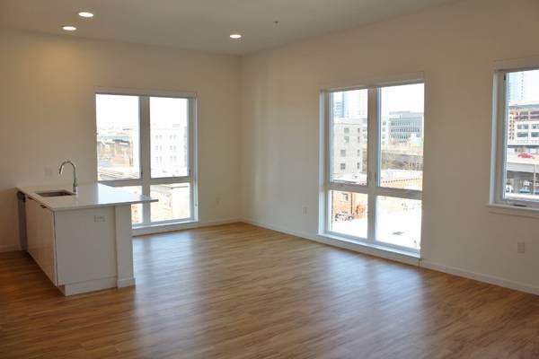 #502 - Corner 2 bed 2 bath With Kitchen Island in Nob Hill 1