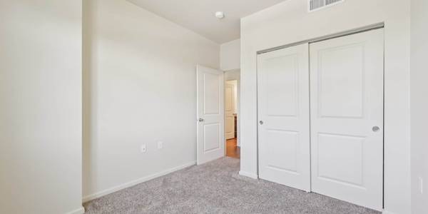 $1,417 / 2br - 9-Foot Ceilings, Located in Colorado Springs, 2/BD 2/BA (4980 Copper Springs View, Colorado Springs, CO)63687119403137122
