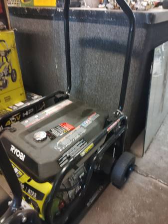 Brand new Ryobi Generator 8125 starting watts - $650 (Houston)62944143758723123