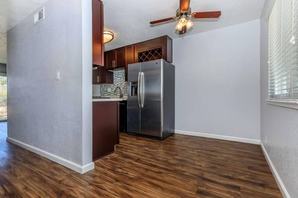 $2,180 / 1br - 650ft2 - Assigned Parking, Cable Ready, Vertical Blinds (danville / san ramon)63933765994883124