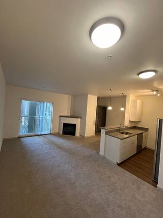 $1,965 / 1 dormitorio - 694 pies² - ¡Actúa ahora y obtén 2 meses gratis! - ¡Apartamento recién renovado! (Downtown Tacoma)63786613733505120