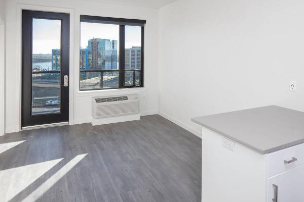 $1,799 / 1hab - 679ft2 - ¡Empieza la nueva temporada en tu nuevo hogar con una vista increíble! (Esther Short)63820824494467124