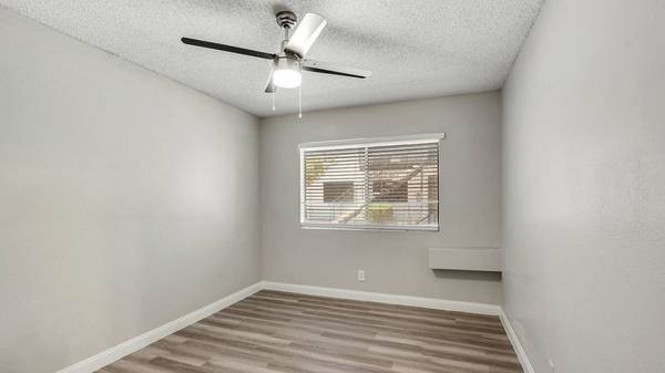 $1,240 / 2br - 850ft2 - 2/bd 1/ba, Spa, Vinyl Flooring (3650 South Stober Blvd, Las Vegas, NV)63859497776257122