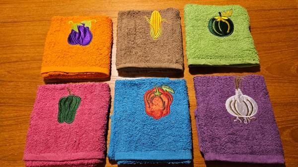 6 Colorful kitchen towels embroidered with beautiful vegetables 1