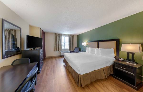 $2,970 / 1br - $2,970/ 1br - Estudio amueblado - ¡Excelentes tarifas mensuales! (Simi Valley)63800544454401122