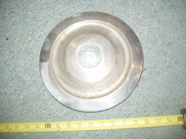 TRIUMPH TR4 A TR 4 TR3 A TR 3 CHROME HUB CAP-w/ GLOBE EMBLEM 1