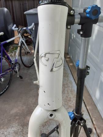 Trek 2300 Frame/Fork/extras  Reduced ! - $1 (financial district)63471368938497124