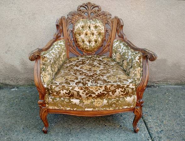 Vintage Arm Chair 1