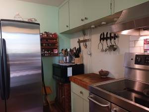 $1,200 / 1br - 500ft2 - Room -to- RENT-Temp (Seattle)64031137529218124