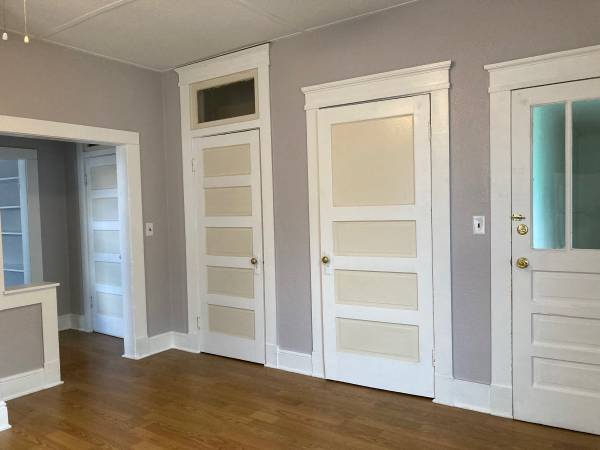 $900 / 1br - 600ft2 - Longwood Gem (Bedford)63851971424387123
