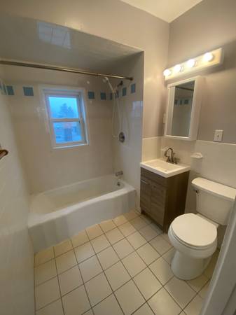 $950 / 1br - 1100ft2 - Private room for rent - Close to Tufts University (SOMERVILLE) (somerville)63797254285953122