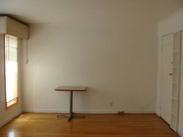 $1,200 / 1br - 250ft2 - Large Private Bedroom: Convenient Location (ingleside / SFSU / CCSF)63933765886978122