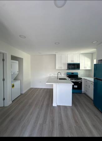 $1,800 / 1br - 412ft2 - Unidad de una habitación **1,800* Unidad completamente nueva* (Sureste de SD)63819410519939124