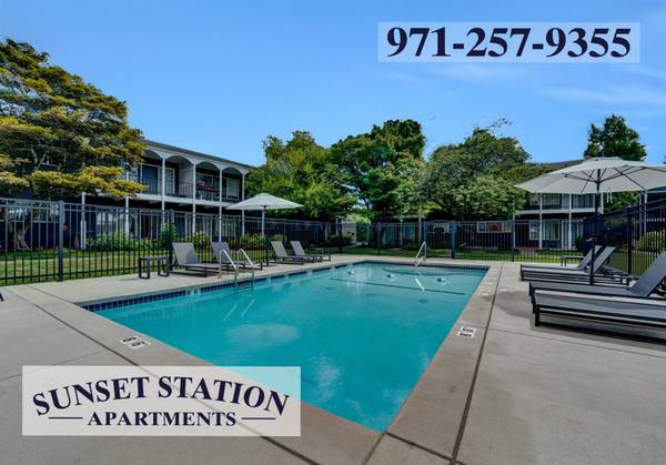 $1,495 / 2br - Relaxing 2B Apartment w Private Patio, Renovated Pool | In Beaverton (Beaverton)63820824964483120