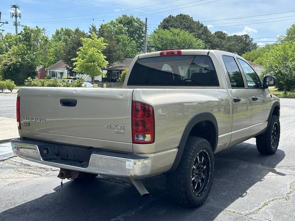 2004 Dodge Ram 1500 Laramie 4x4 Crew Cab - $8,500 (Norfolk)63621733282051122