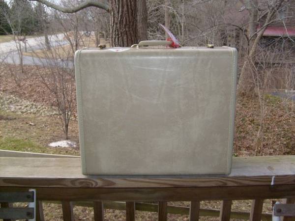 suitcases  vintage 1