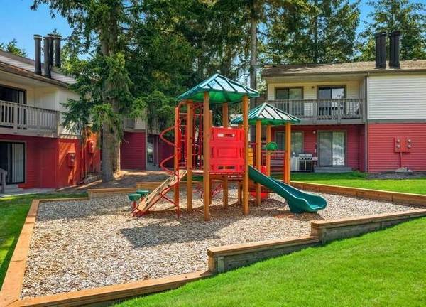 $2,150 / 2br - 841ft2 - Casas modernas con cocinas espaciosas - Cochera asignada - ¡Admitimos mascotas! (Twin Lakes)63688567326849120