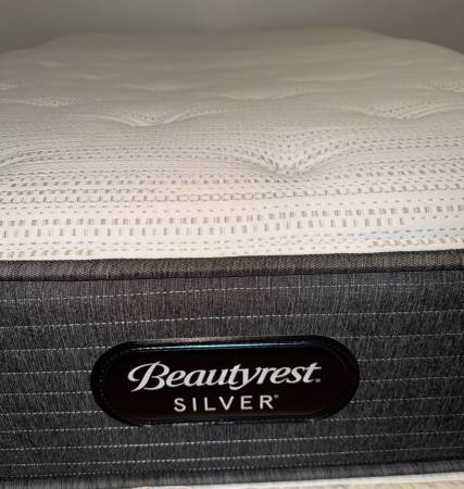 Beautyrest Silver Full sz mattress 1