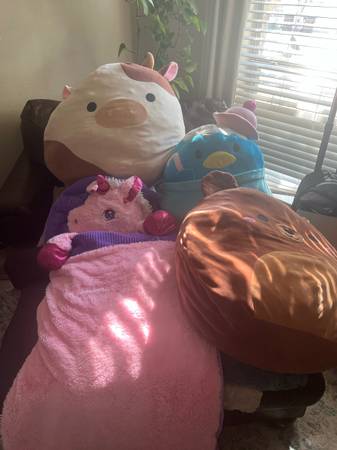 Unicorn sleeping bag and large squishmellows 1