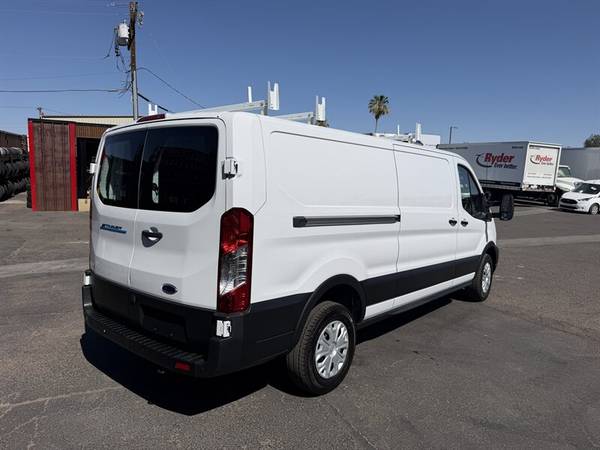 2023 Ford Transit 350 Electric - Photo 3